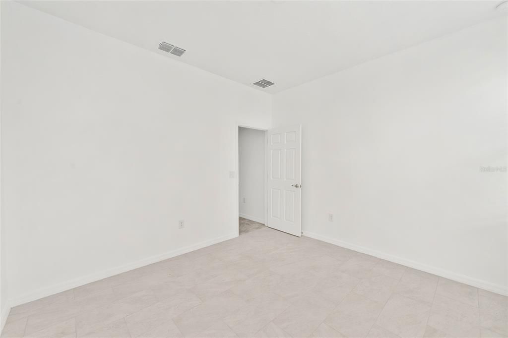 En Renta: $2,550 (4 camas, 2 baños, 1910 Pies cuadrados)