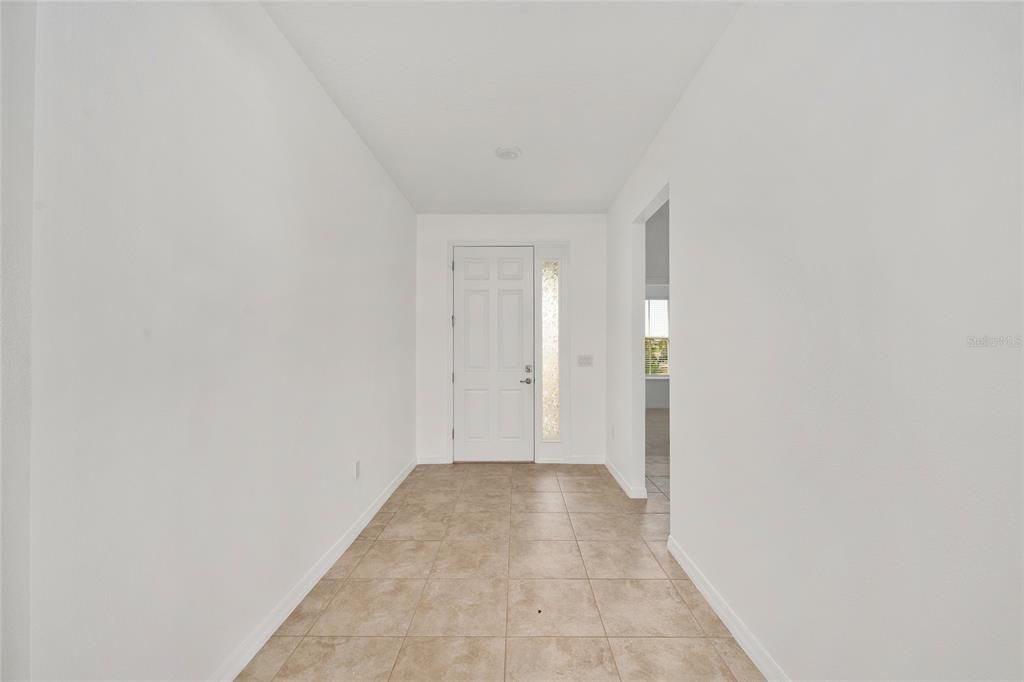 En Renta: $2,550 (4 camas, 2 baños, 1910 Pies cuadrados)