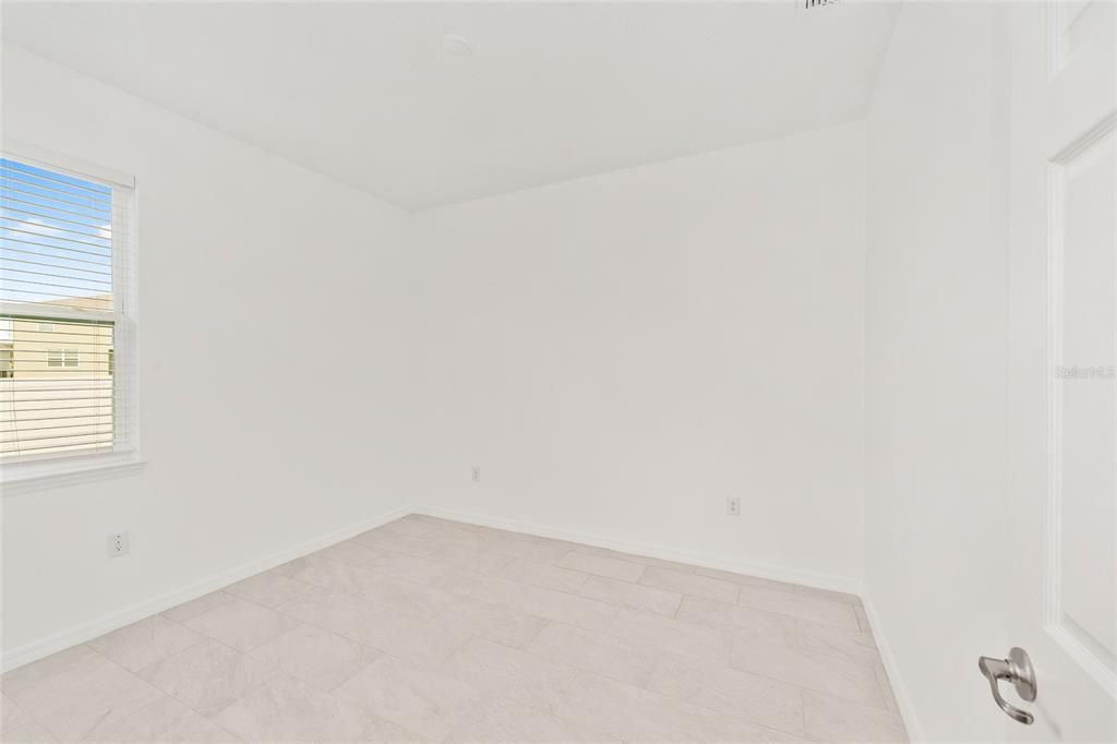 En Renta: $2,550 (4 camas, 2 baños, 1910 Pies cuadrados)