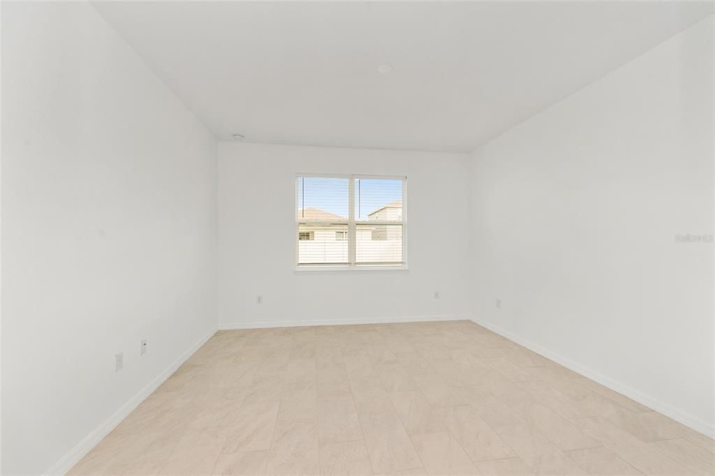 En Renta: $2,550 (4 camas, 2 baños, 1910 Pies cuadrados)