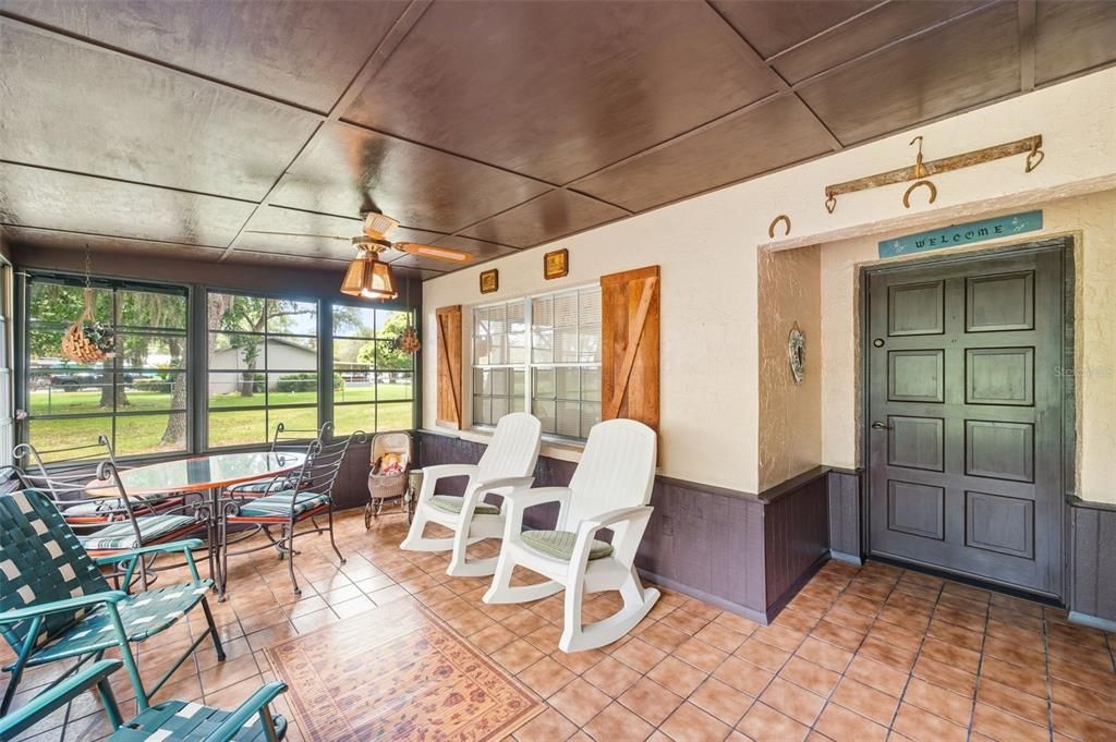 На продажу: $425,000 (3 спален, 2 ванн, 1424 Квадратных фут)