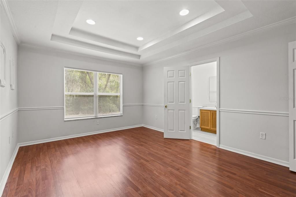 For Sale: $244,900 (3 beds, 2 baths, 1573 Square Feet)