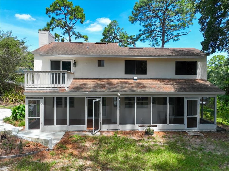 En Venta: $540,000 (4 camas, 2 baños, 2237 Pies cuadrados)
