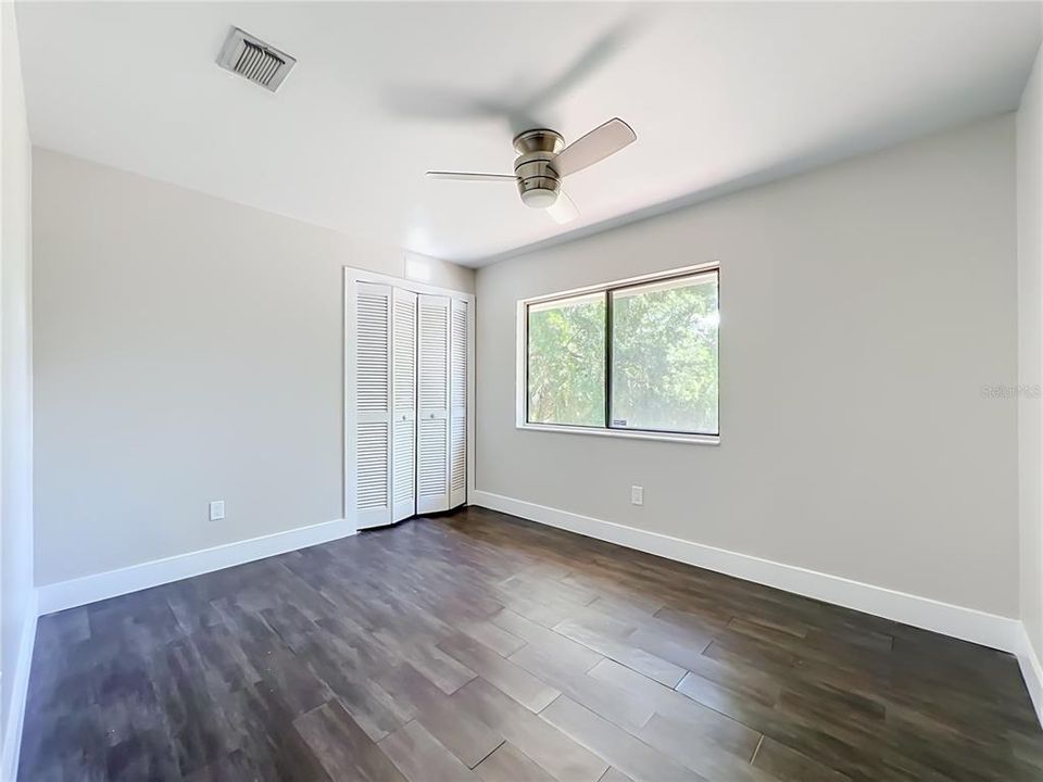 En Venta: $540,000 (4 camas, 2 baños, 2237 Pies cuadrados)