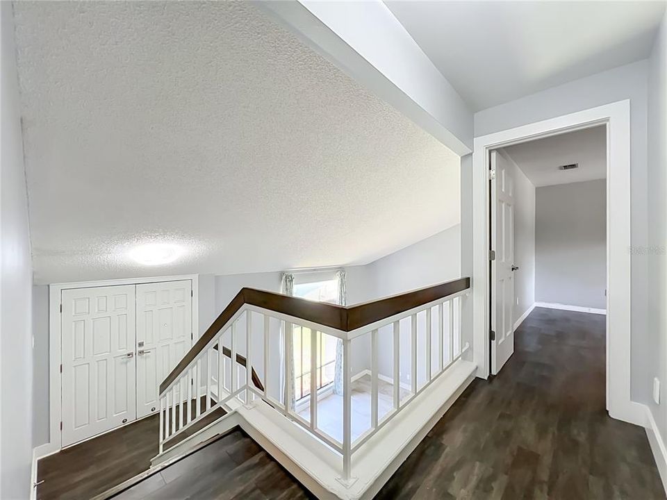 En Venta: $540,000 (4 camas, 2 baños, 2237 Pies cuadrados)