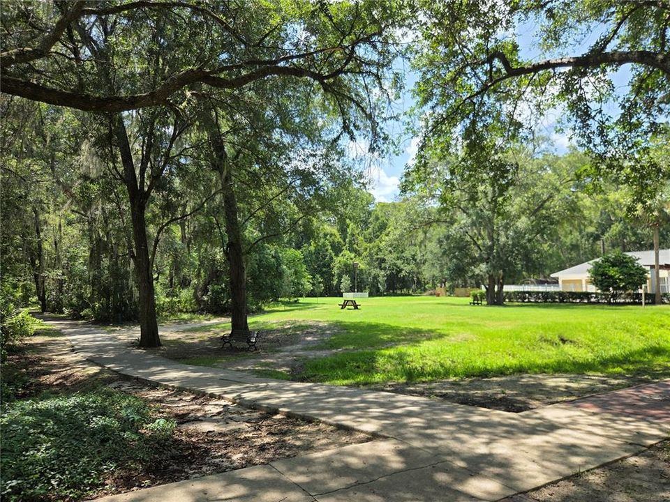 For Rent: $1,700 (1 beds, 1 baths, 838 Square Feet)