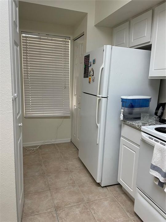 For Rent: $1,700 (1 beds, 1 baths, 838 Square Feet)