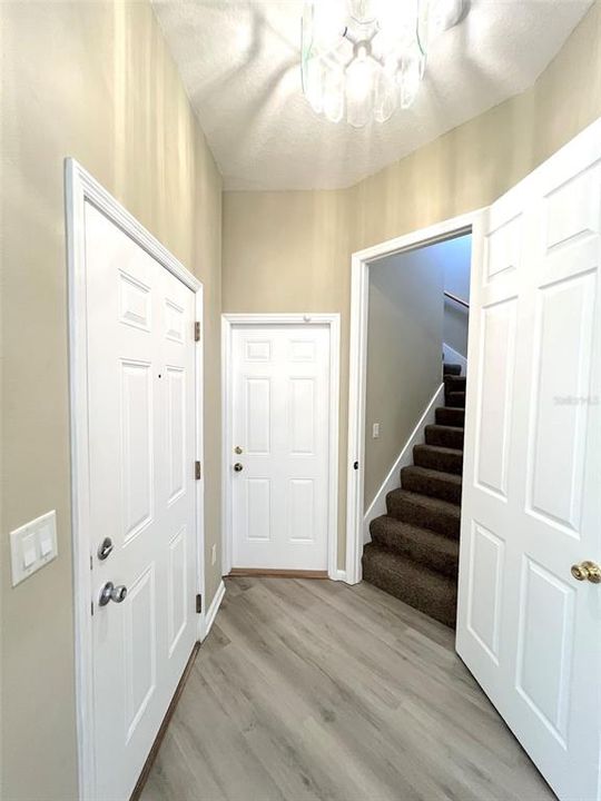 For Rent: $1,900 (4 beds, 3 baths, 1927 Square Feet)