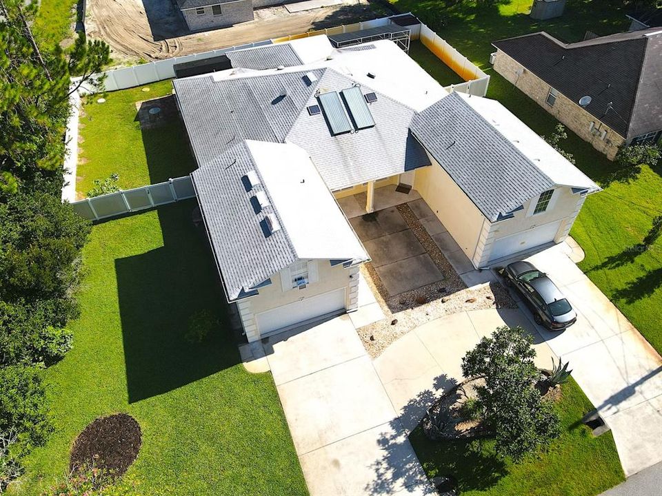 For Rent: $1,900 (4 beds, 3 baths, 1927 Square Feet)