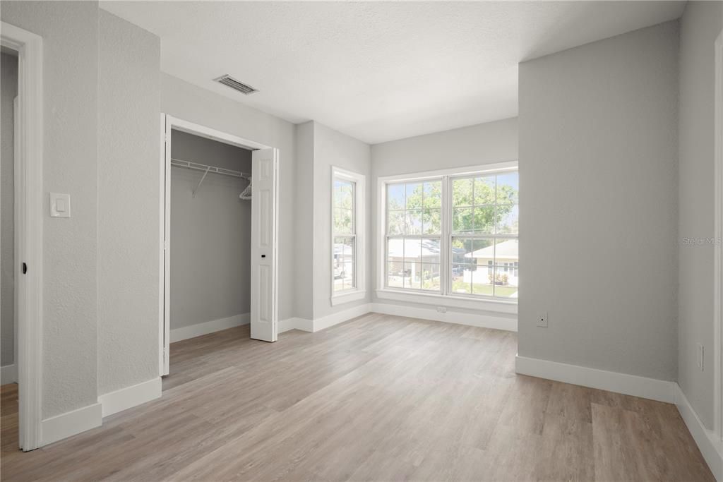 For Sale: $445,000 (3 beds, 3 baths, 2144 Square Feet)