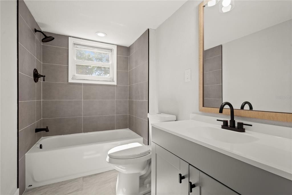For Sale: $445,000 (3 beds, 3 baths, 2144 Square Feet)