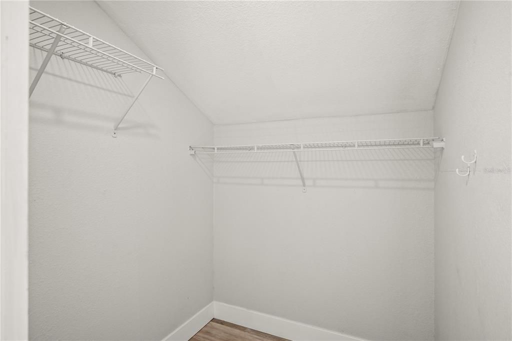 For Sale: $445,000 (3 beds, 3 baths, 2144 Square Feet)