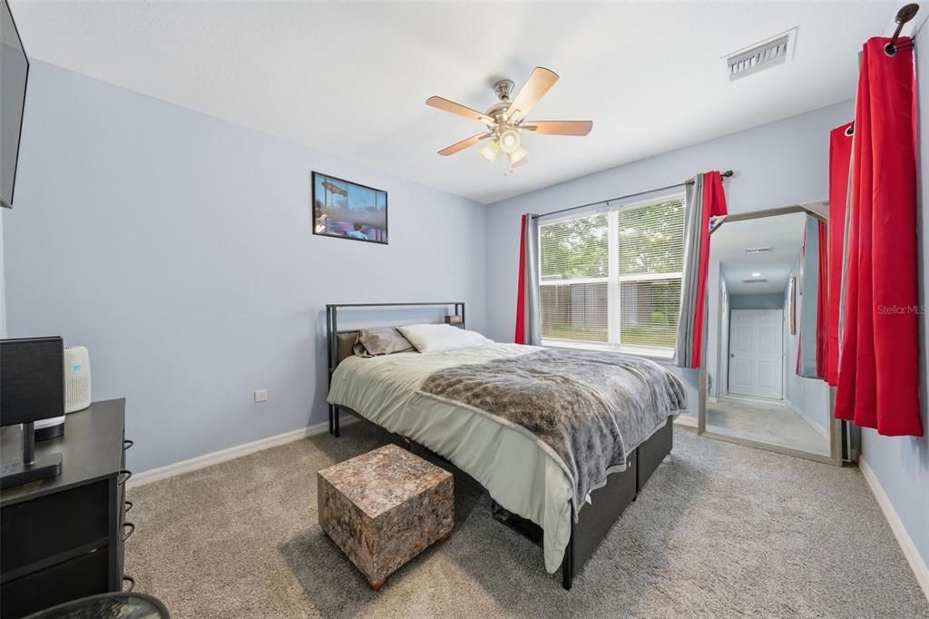 For Sale: $214,900 (3 beds, 2 baths, 1343 Square Feet)