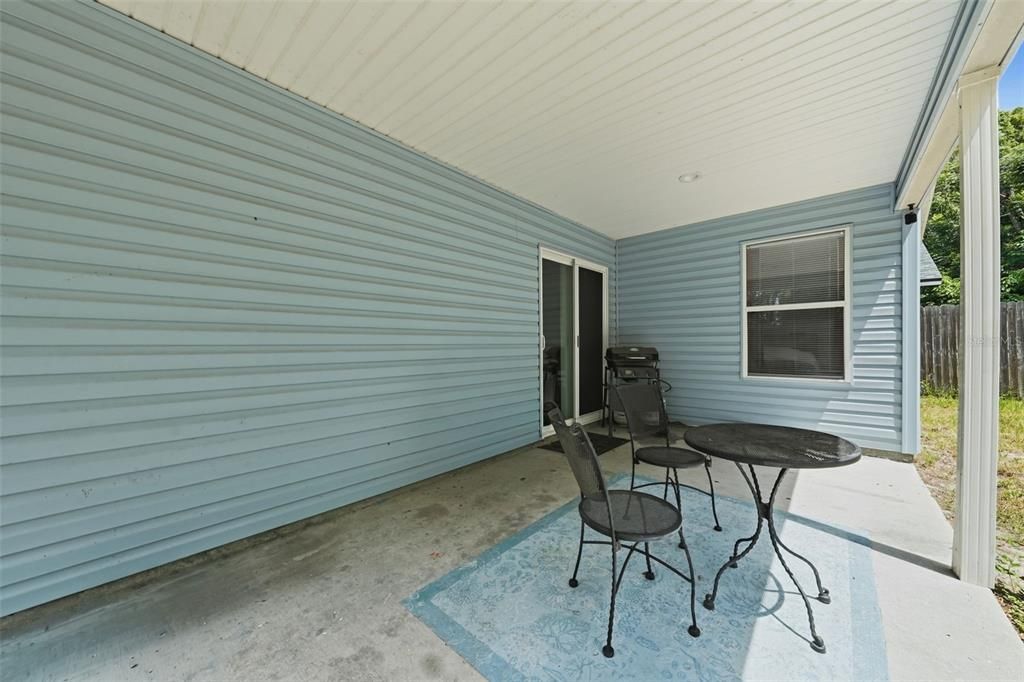 For Sale: $214,900 (3 beds, 2 baths, 1343 Square Feet)
