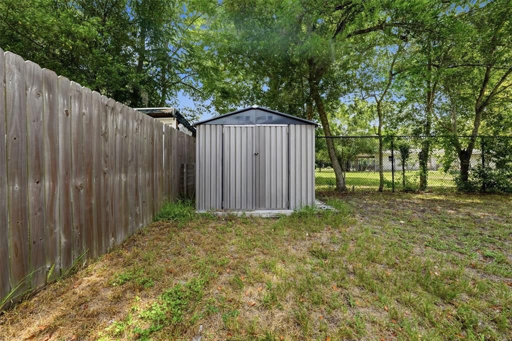 For Sale: $214,900 (3 beds, 2 baths, 1343 Square Feet)