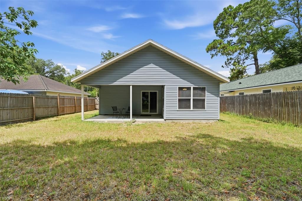 For Sale: $214,900 (3 beds, 2 baths, 1343 Square Feet)