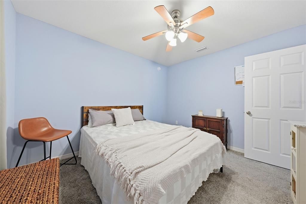 For Sale: $214,900 (3 beds, 2 baths, 1343 Square Feet)