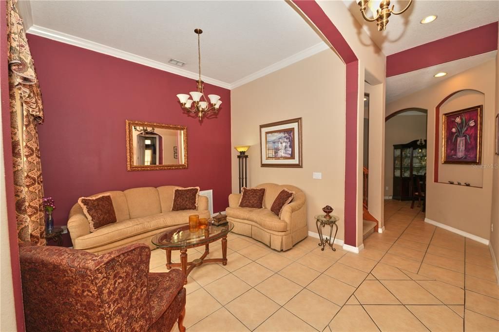 En Venta: $635,000 (5 camas, 4 baños, 2833 Pies cuadrados)