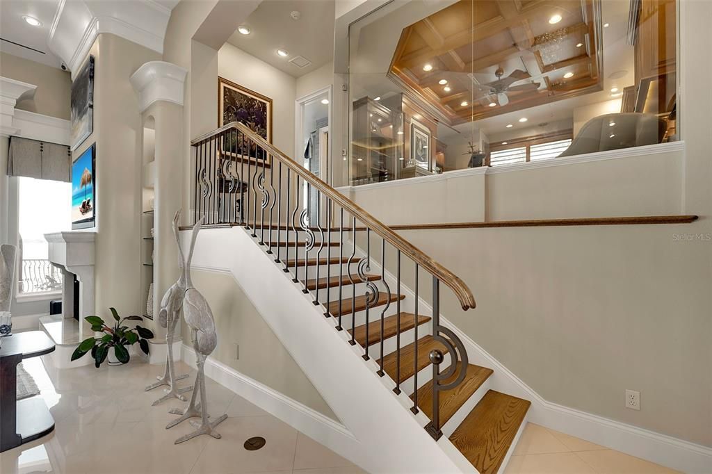 На продажу: $14,950,000 (4 спален, 4 ванн, 5843 Квадратных фут)