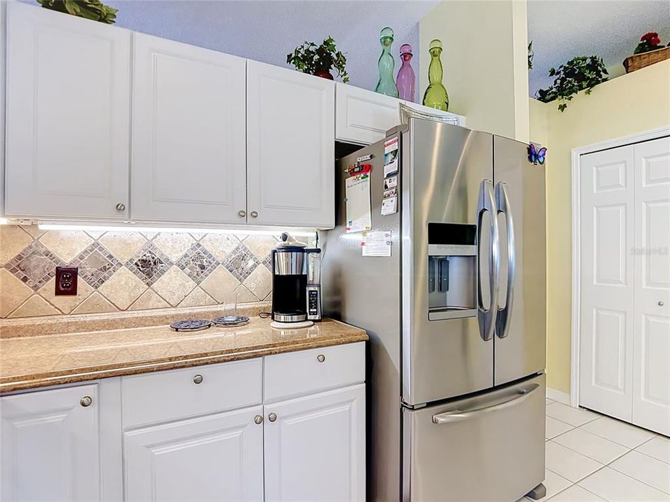 En Venta: $449,900 (3 camas, 2 baños, 1874 Pies cuadrados)