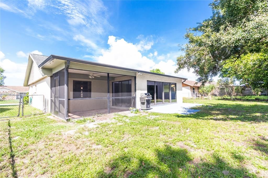 En Venta: $339,000 (2 camas, 2 baños, 1390 Pies cuadrados)