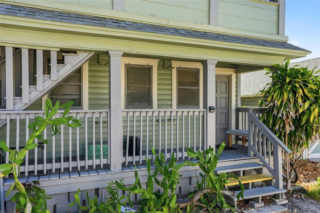 For Rent: $1,200 (0 beds, 1 baths, 250 Square Feet)