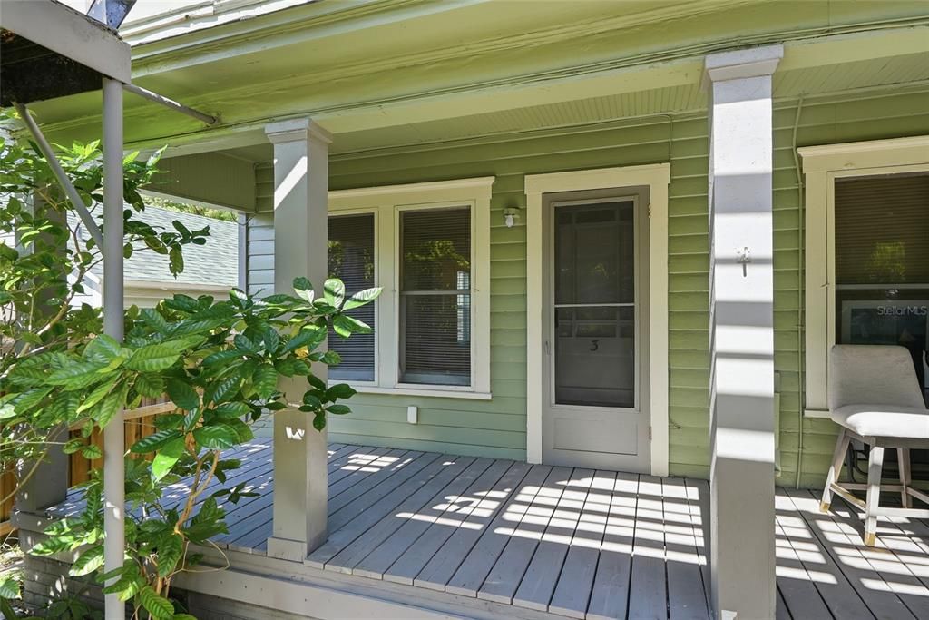 For Rent: $1,200 (0 beds, 1 baths, 250 Square Feet)