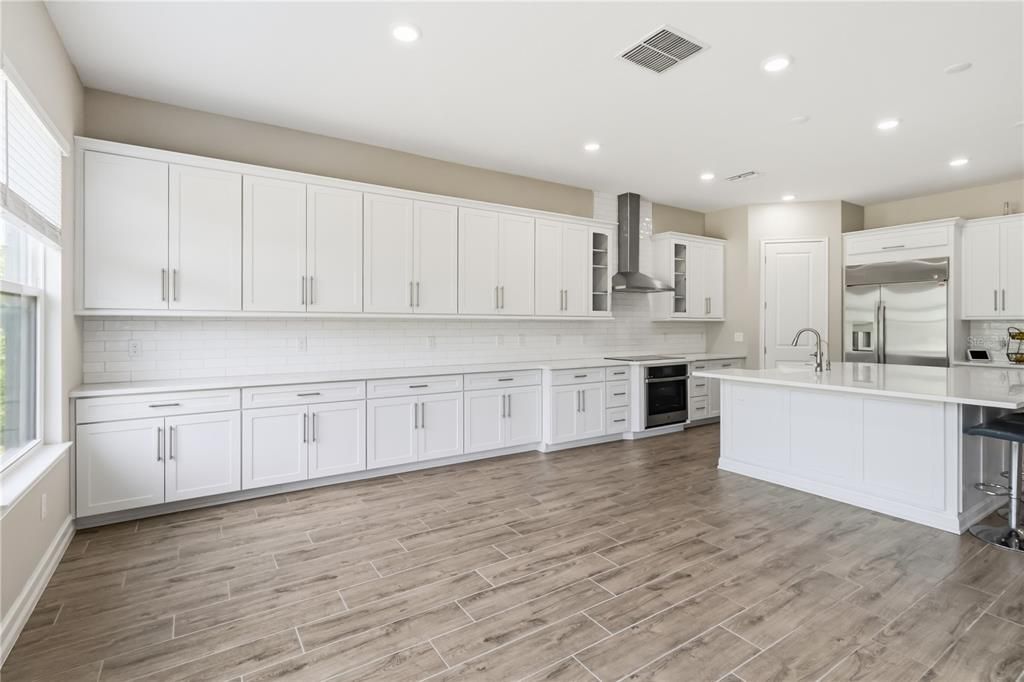 For Rent: $4,995 (4 beds, 3 baths, 3028 Square Feet)