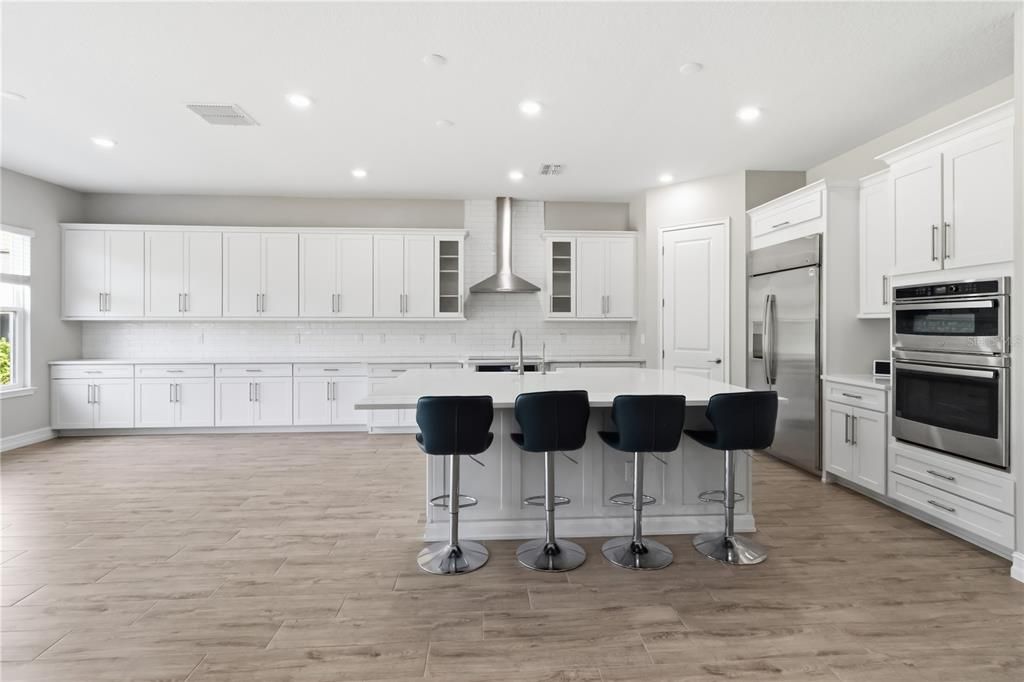 For Rent: $4,995 (4 beds, 3 baths, 3028 Square Feet)