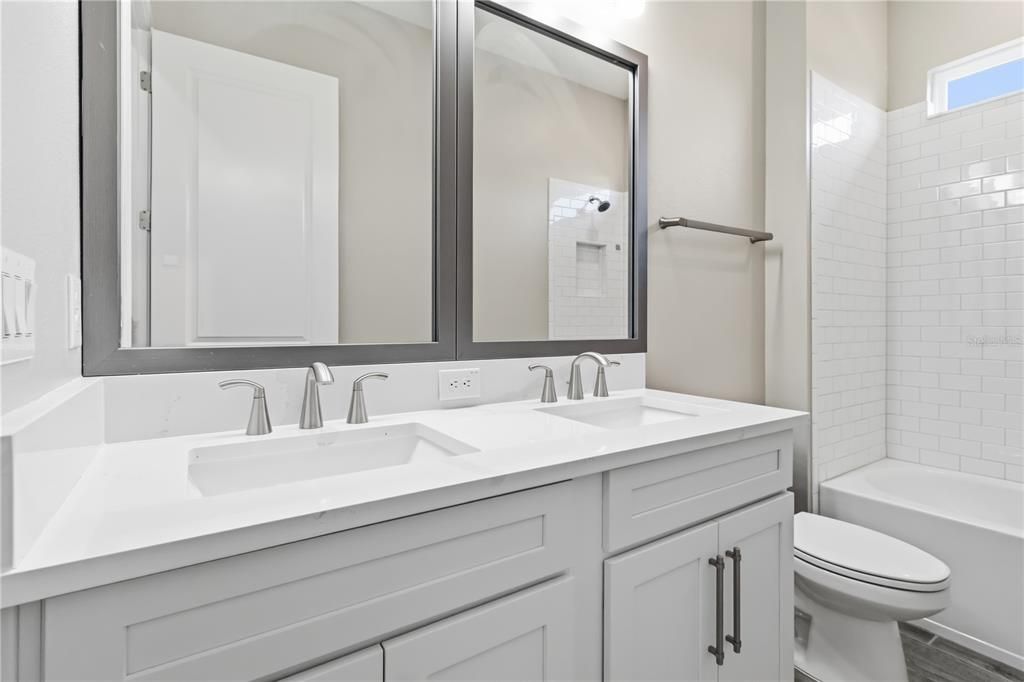 For Rent: $4,995 (4 beds, 3 baths, 3028 Square Feet)