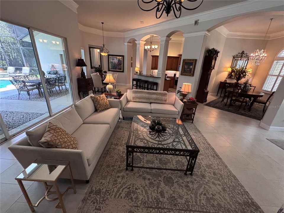 For Sale: $759,000 (3 beds, 2 baths, 2419 Square Feet)