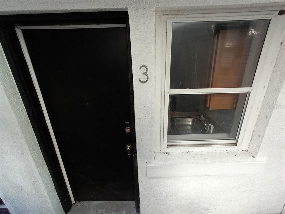 For Rent: $849 (0 beds, 1 baths, 315 Square Feet)