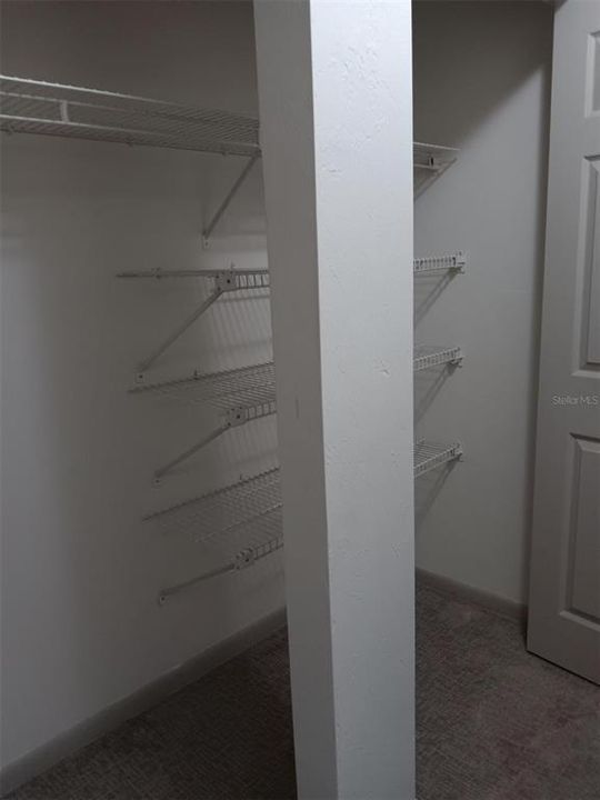 В аренду: $1,700 (2 спален, 2 ванн, 1361 Квадратных фут)