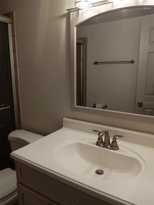 В аренду: $1,700 (2 спален, 2 ванн, 1361 Квадратных фут)