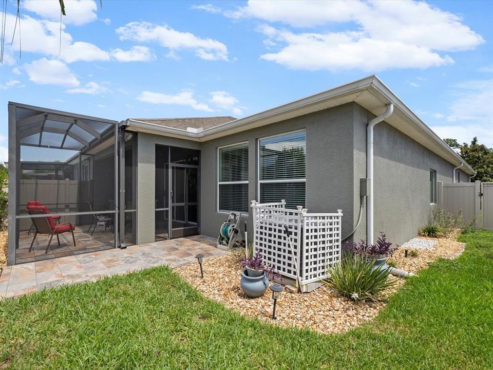 For Sale: $315,000 (3 beds, 2 baths, 1740 Square Feet)