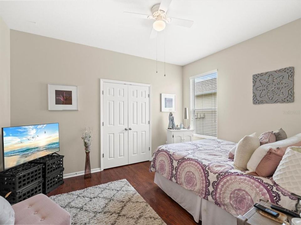 For Sale: $315,000 (3 beds, 2 baths, 1740 Square Feet)