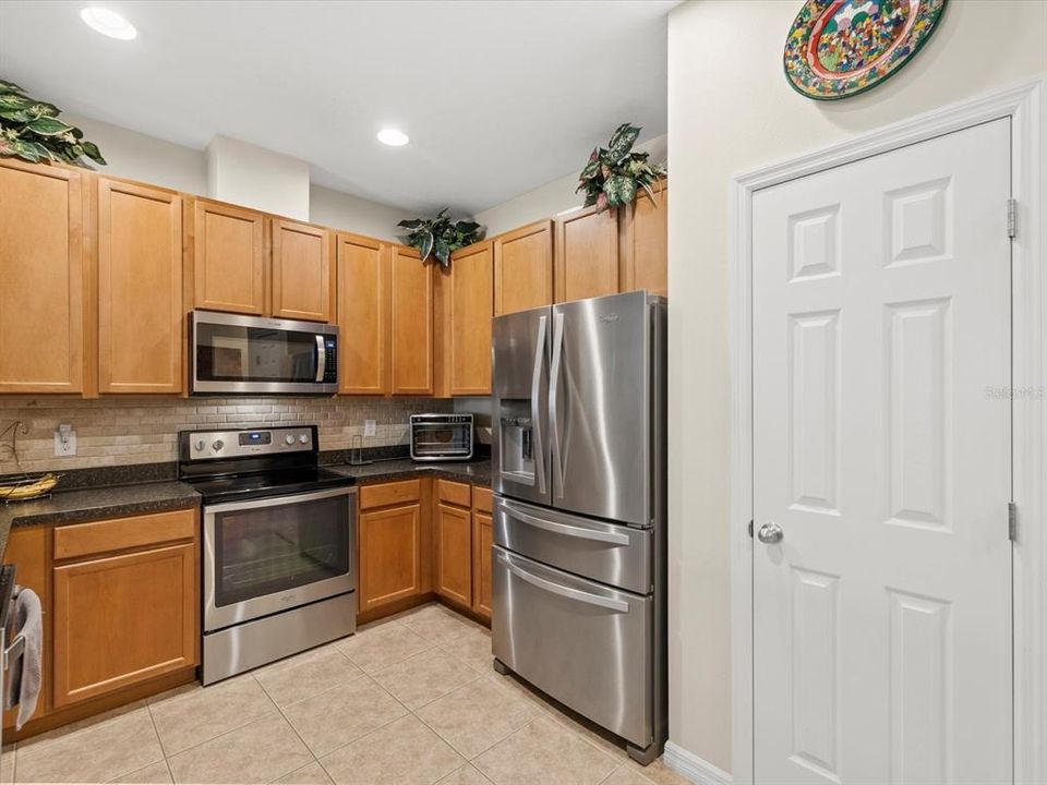 For Sale: $315,000 (3 beds, 2 baths, 1740 Square Feet)