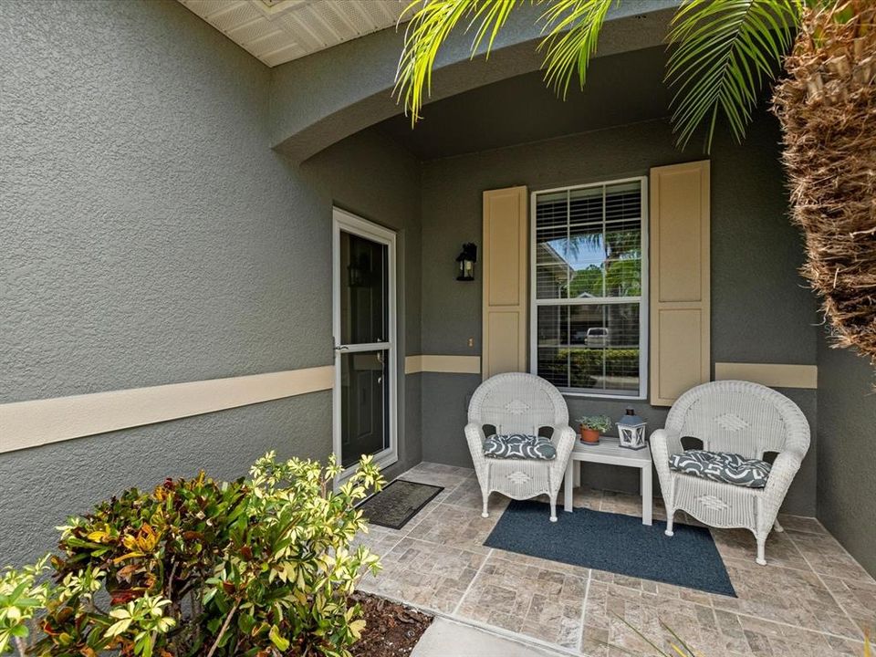 For Sale: $315,000 (3 beds, 2 baths, 1740 Square Feet)