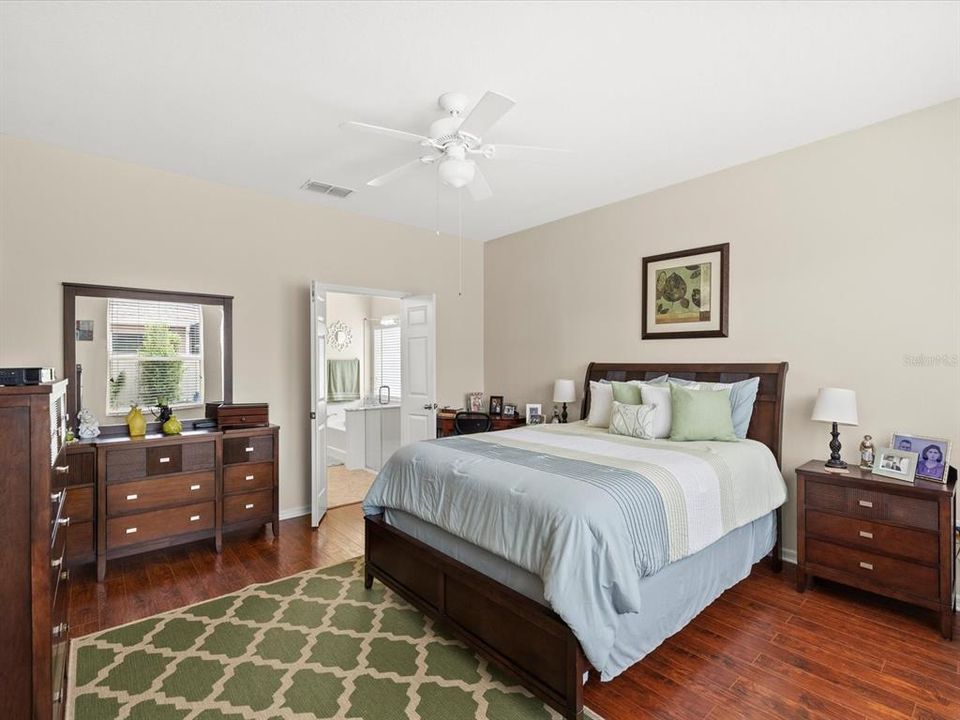 For Sale: $315,000 (3 beds, 2 baths, 1740 Square Feet)
