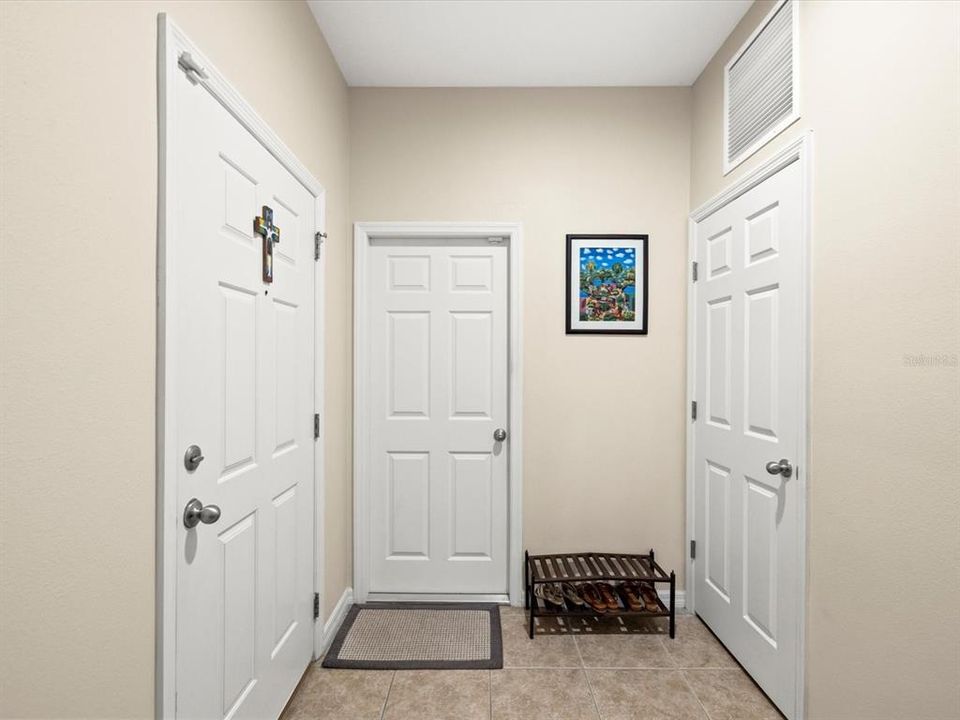 For Sale: $315,000 (3 beds, 2 baths, 1740 Square Feet)