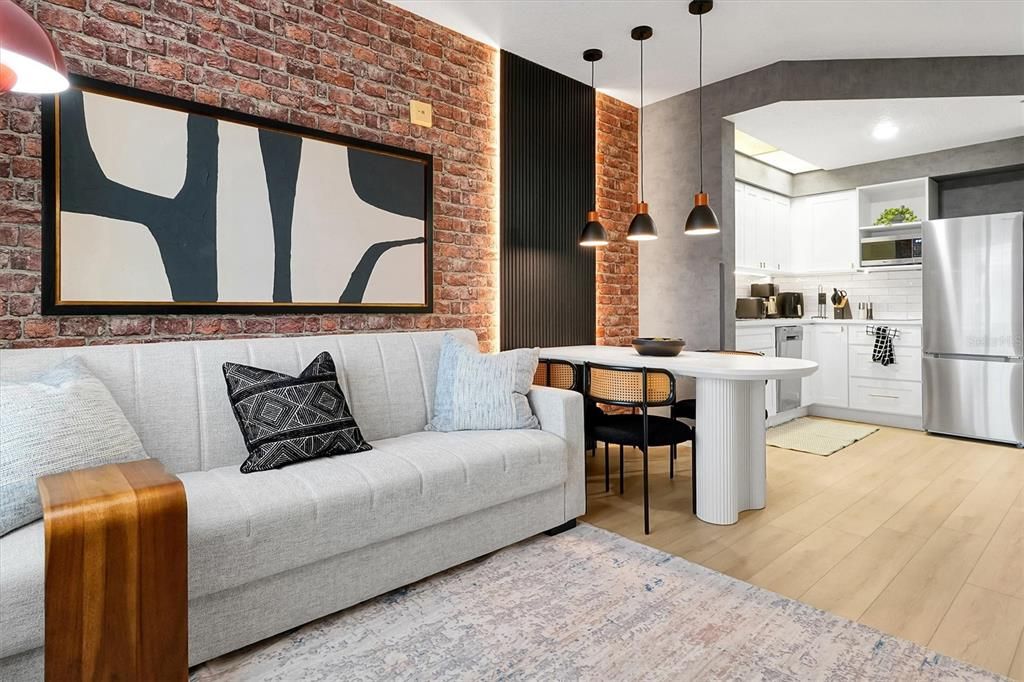 Active With Contract: $210,000 (1 beds, 1 baths, 542 Square Feet)