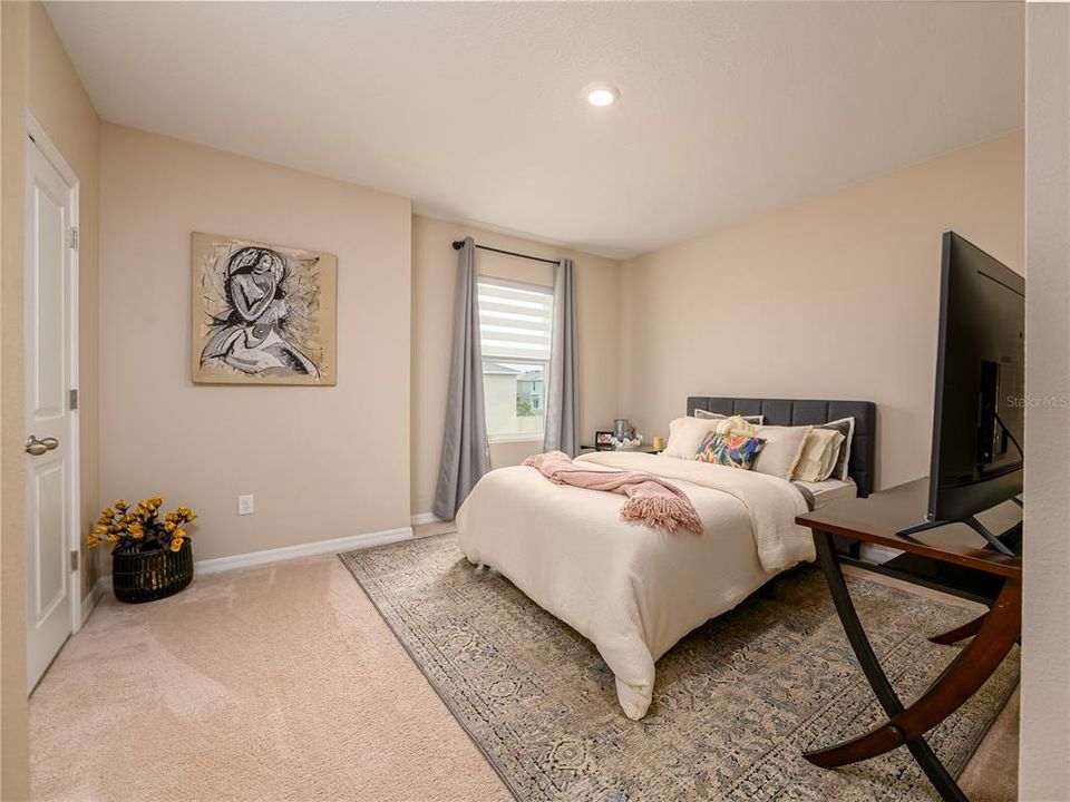 Activo con contrato: $499,900 (5 camas, 3 baños, 2934 Pies cuadrados)