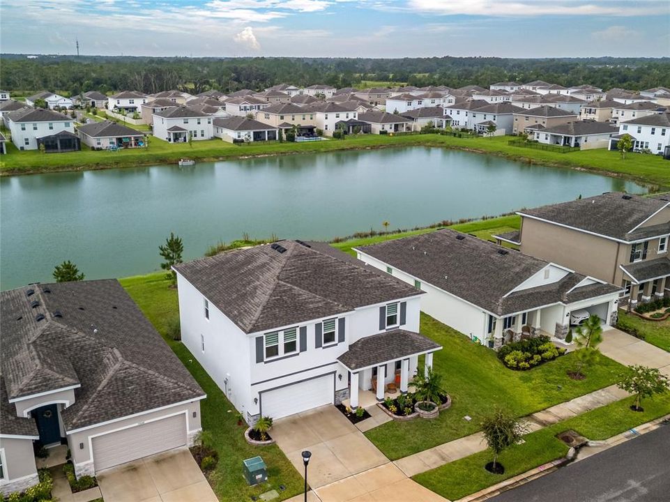 Activo con contrato: $499,900 (5 camas, 3 baños, 2934 Pies cuadrados)