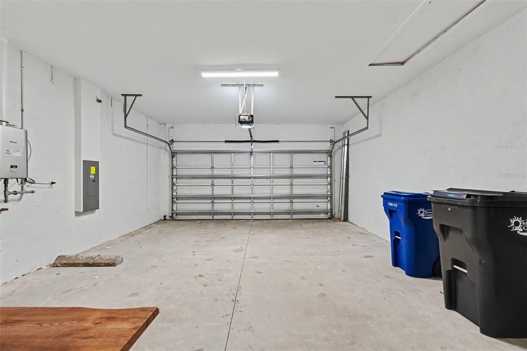 En Venta: $375,000 (3 camas, 2 baños, 1414 Pies cuadrados)