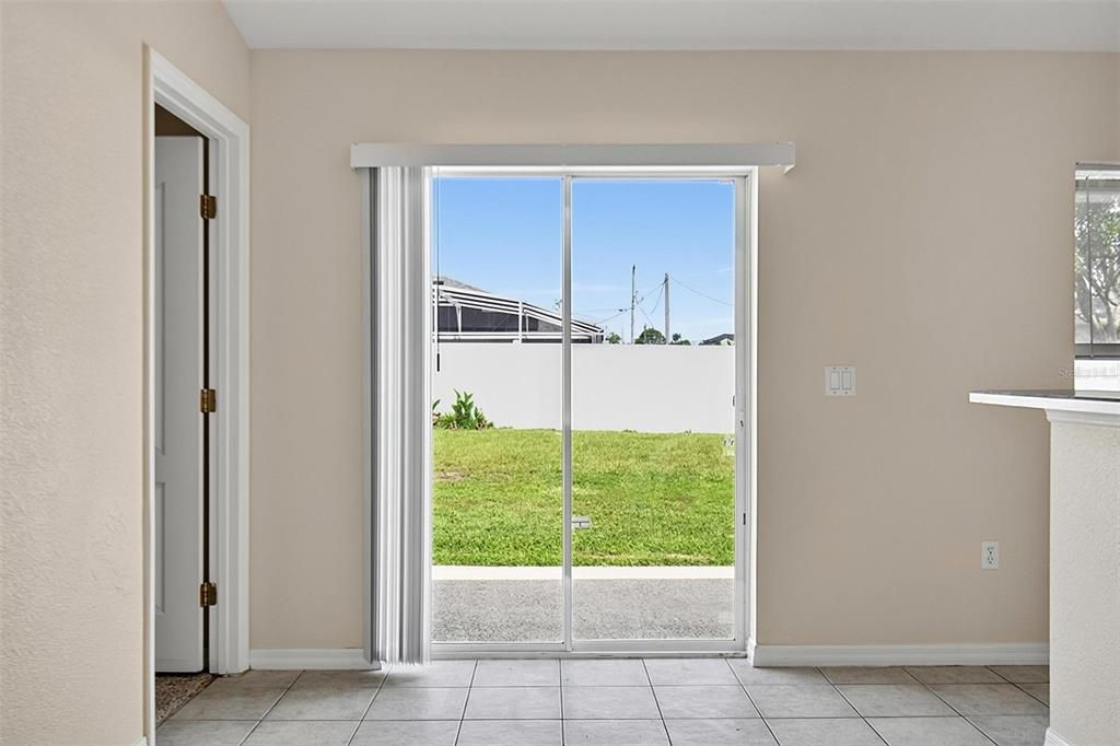 En Renta: $1,795 (3 camas, 2 baños, 1208 Pies cuadrados)