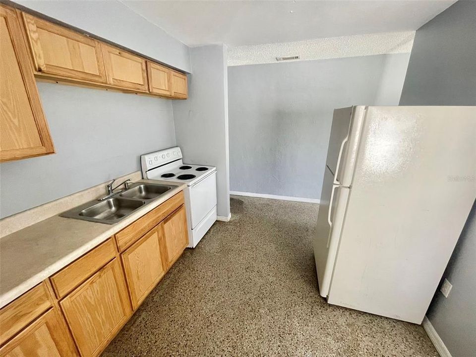В аренду: $1,550 (2 спален, 1 ванн, 754 Квадратных фут)