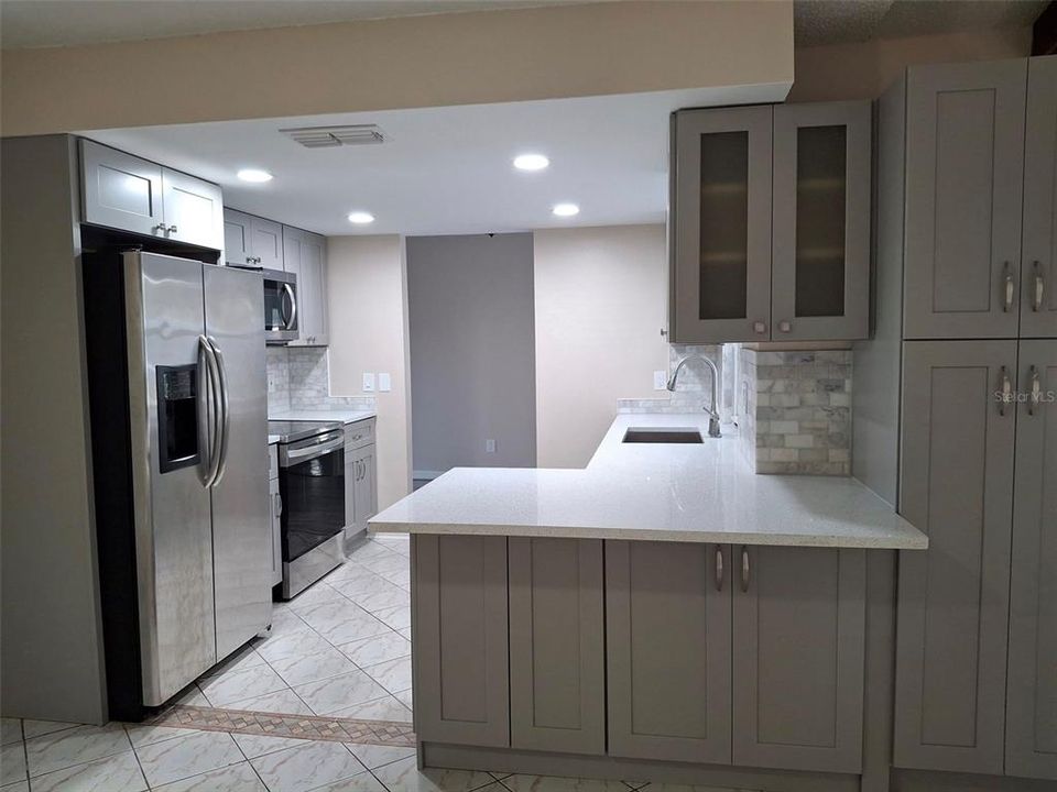 В аренду: $3,800 (3 спален, 2 ванн, 1863 Квадратных фут)