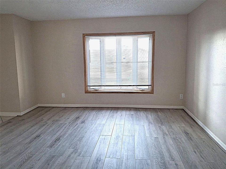 В аренду: $3,800 (3 спален, 2 ванн, 1863 Квадратных фут)