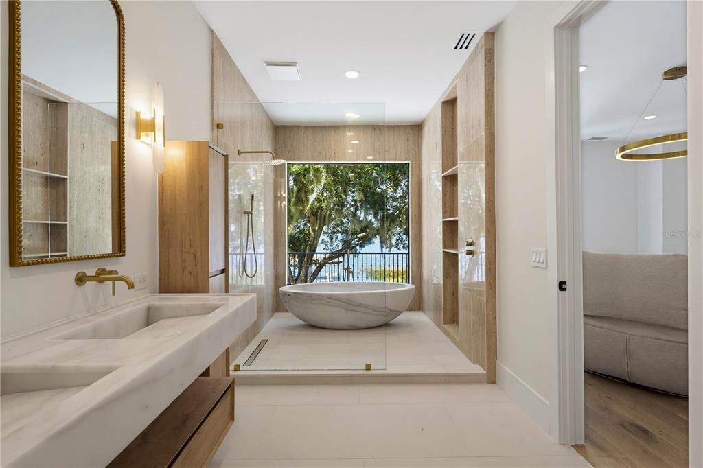 En Venta: $5,999,000 (5 camas, 4 baños, 5511 Pies cuadrados)