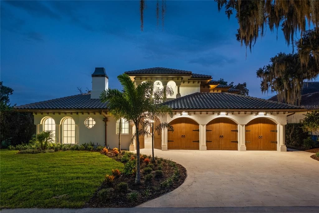En Venta: $5,999,000 (5 camas, 4 baños, 5511 Pies cuadrados)